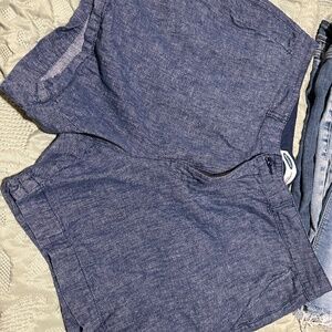 Old Navy shorts size 16